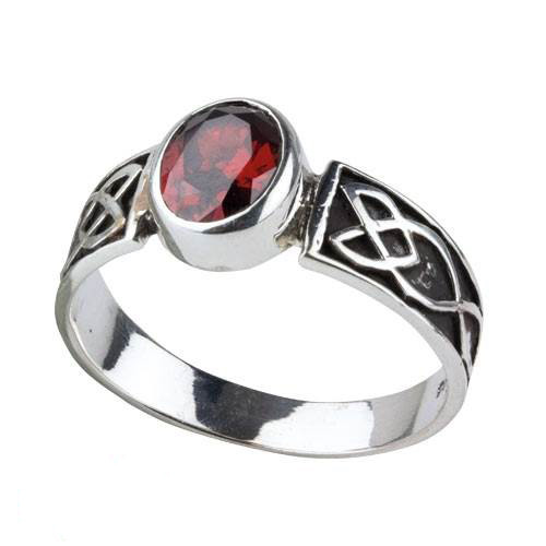 Ring 'Keltischer Knoten' mit Stein - vergleichen und g&uuml;nstig kaufen